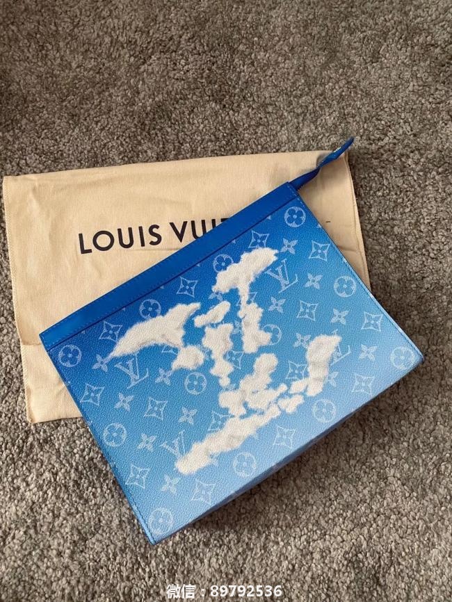Louis Vuitton LV蓝天白云系列品