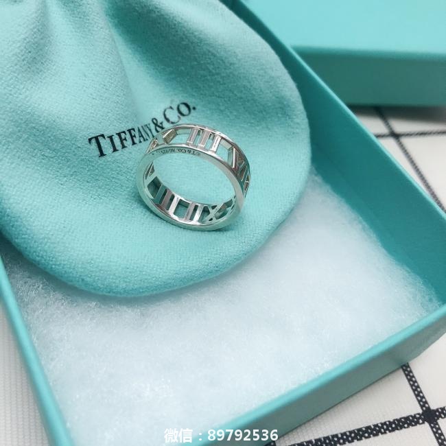 蒂芙尼 Tiffany Co. 蒂芙尼Tiffany   Co. Atlas系列，罗马数字纯银戒指