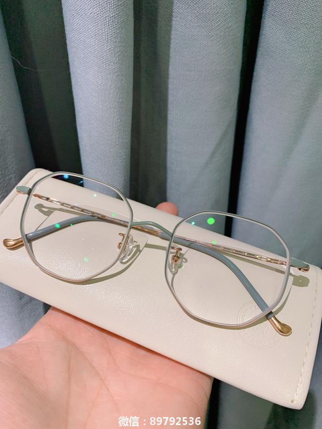 成都 大森眼镜: 温柔奶茶豆绿色鏡框|秋冬溫柔風|素顏神器‼️