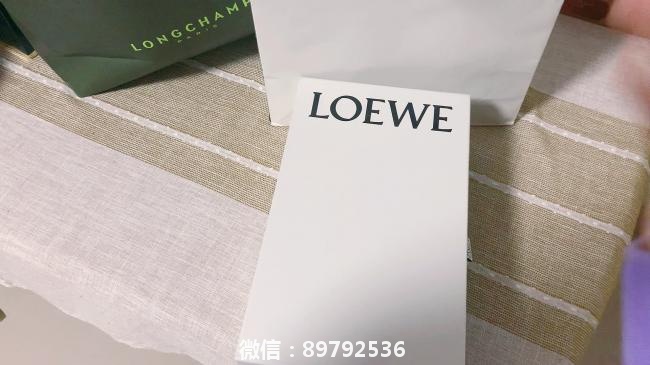 loewe 2020秋冬爆款围巾