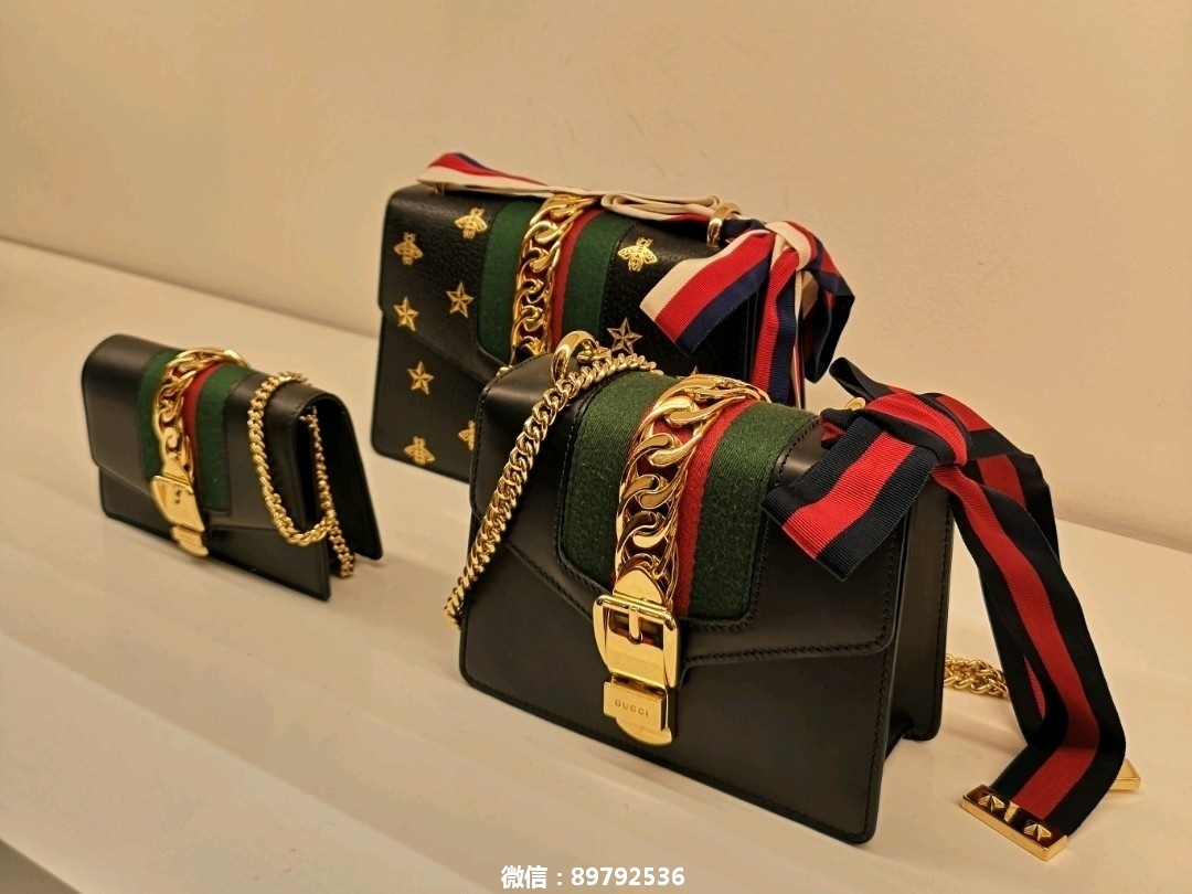 Gucci的包包真心漂亮有些价格比国内便宜 mcm是一个很小的专柜