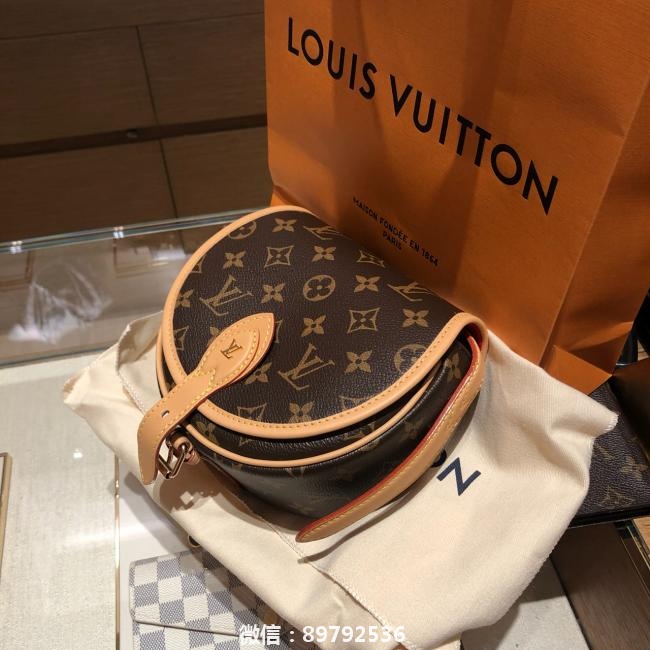 Louis Vuitton LV19新款老花马鞍包