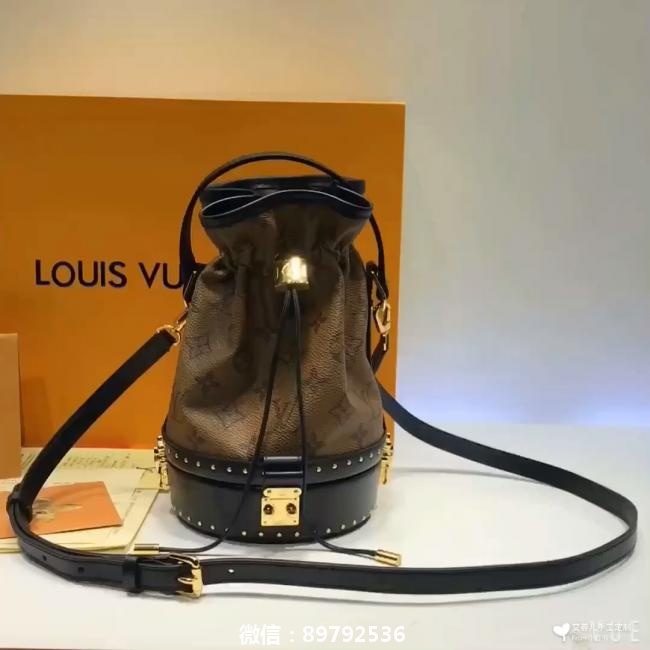 #路易威登 Louis Vuitton Lv 水桶包 2018早春时装秀的新款手