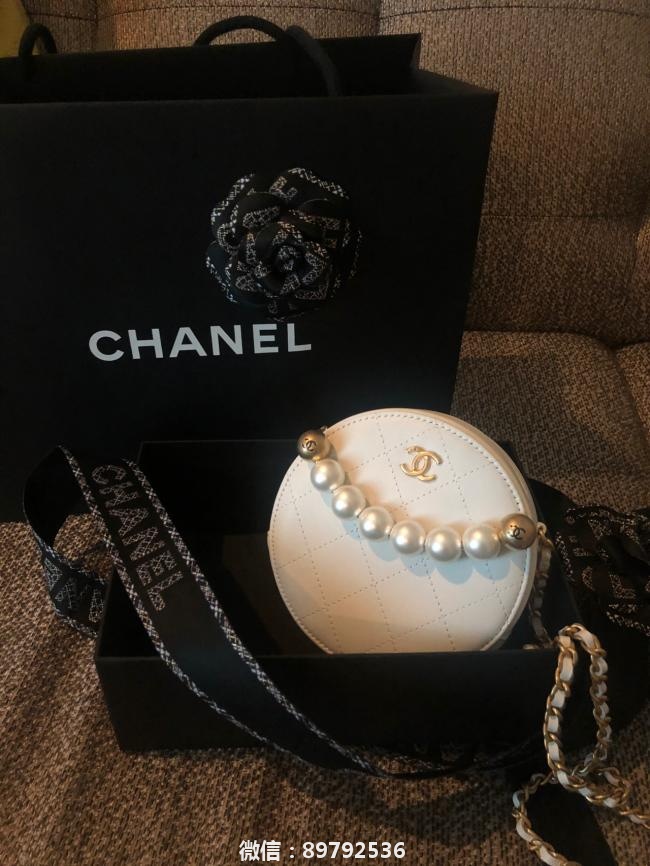 Chanel香奈儿圆饼珍珠包白雪公主首发