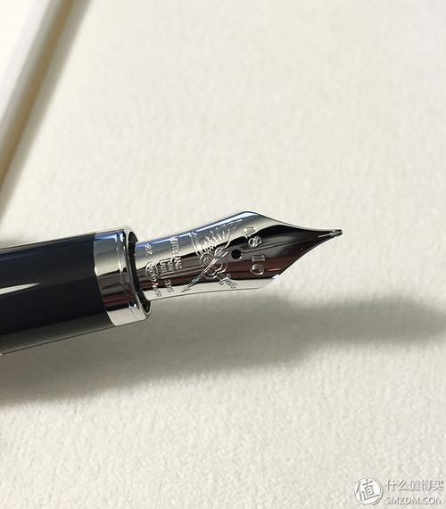 万宝龙大班几何形图案钢笔，怎样分辨德国万宝龙大班P146钢笔的真假？