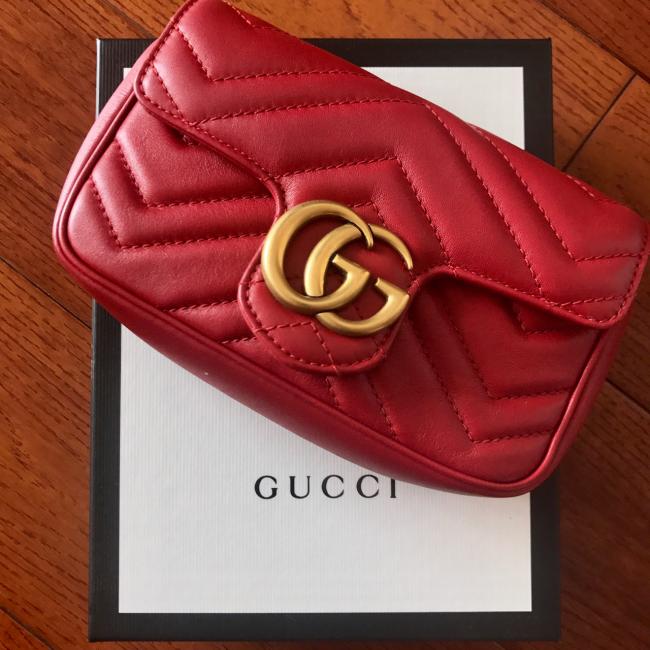 意大利罗马机场购史上最便宜Gucci