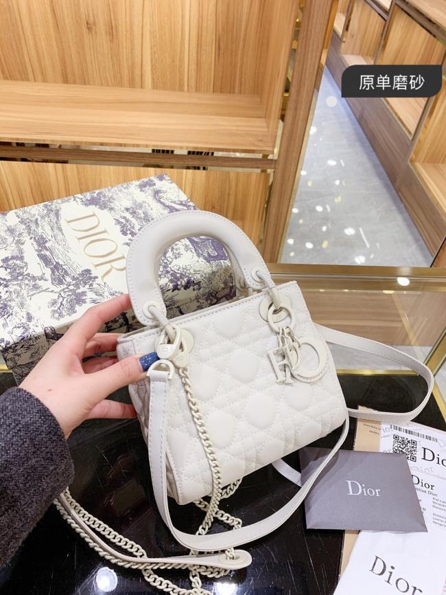 Dior戴妃包包～