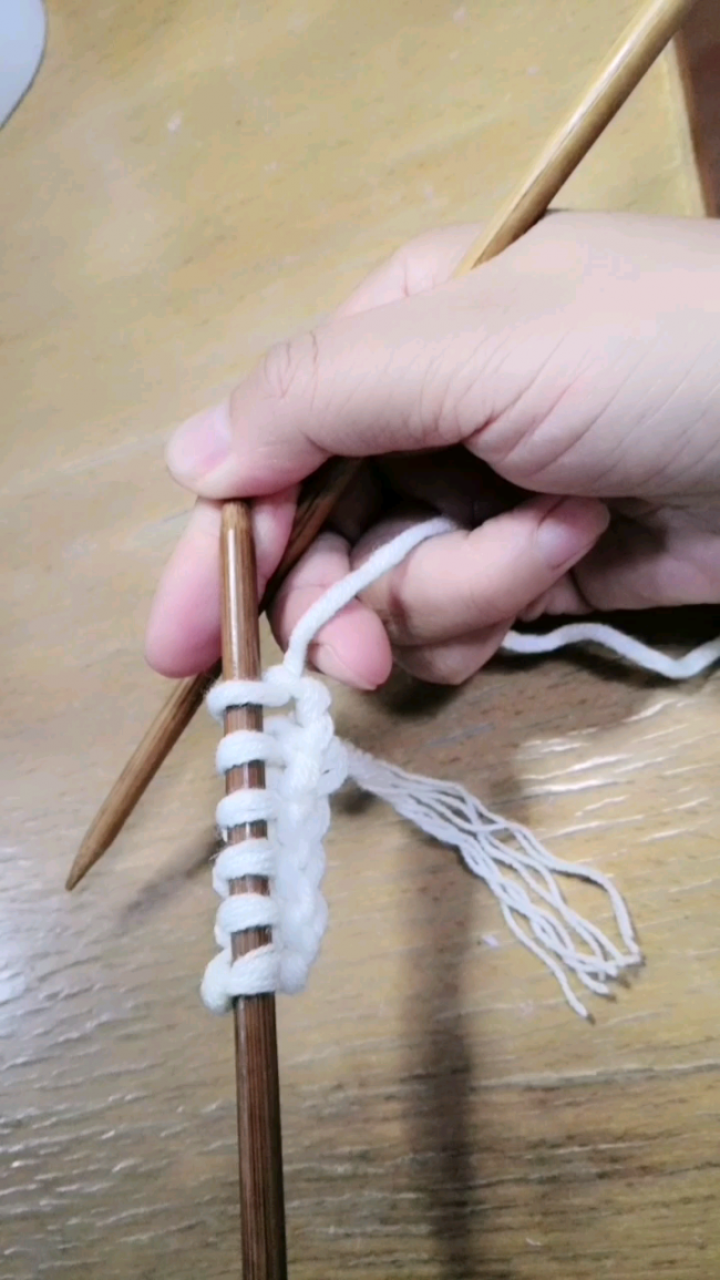 围巾织法基础教程19:一针正一针反（绕线）