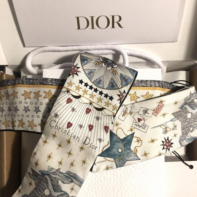 七夕礼物 Dior丝巾塔罗牌系列