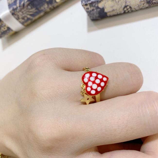 Dior 新款草莓戒指|甜甜的感觉