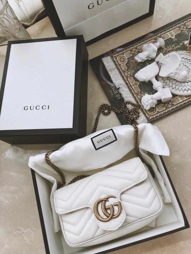Gucci白色supermini～✨✨ 想买Gucci真的要快点买了又开始涨价了！