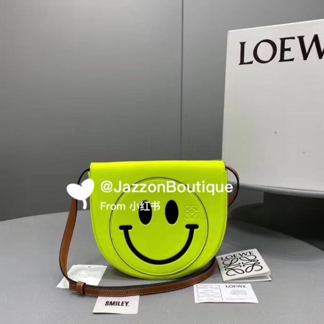 Loewe包 Loewe Heel Bag笑脸斜挎包