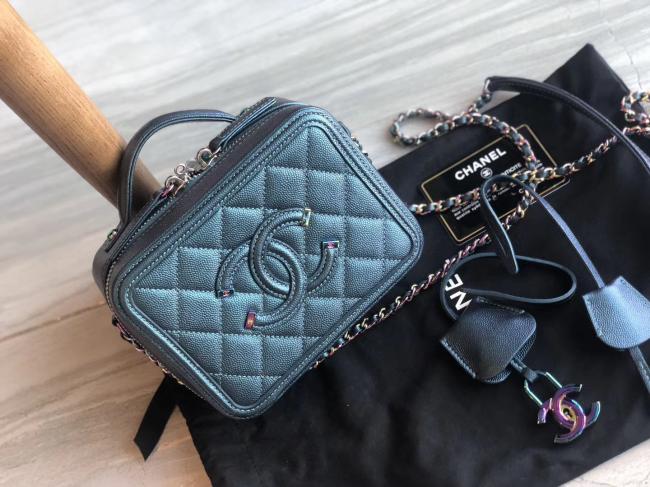 Chanel chanel99新小号幻彩土耳其蓝相机包，盒子包