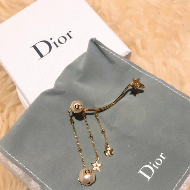 吐槽贴！Dior新款珍珠瀑布耳挂 真的不要买