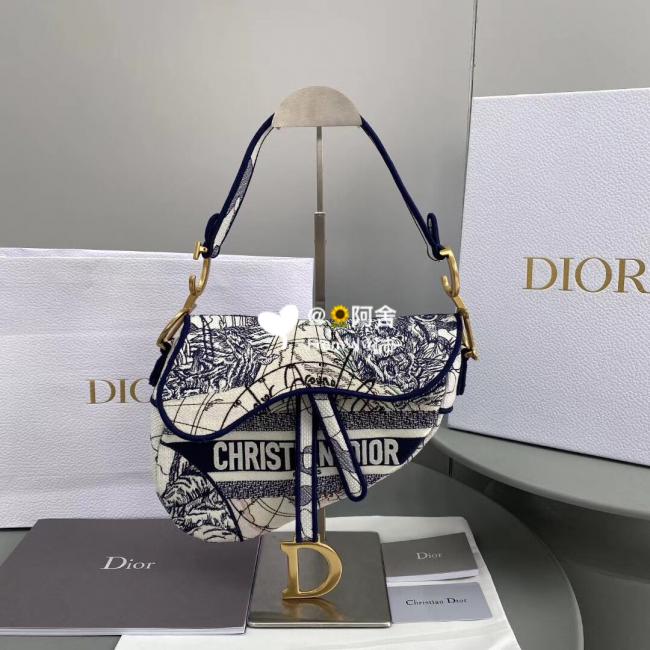 Dior设计感十足复古又时髦手拎包单肩包