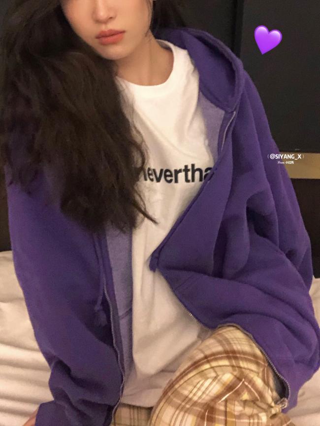 bm紫色carla hoodie有点好看