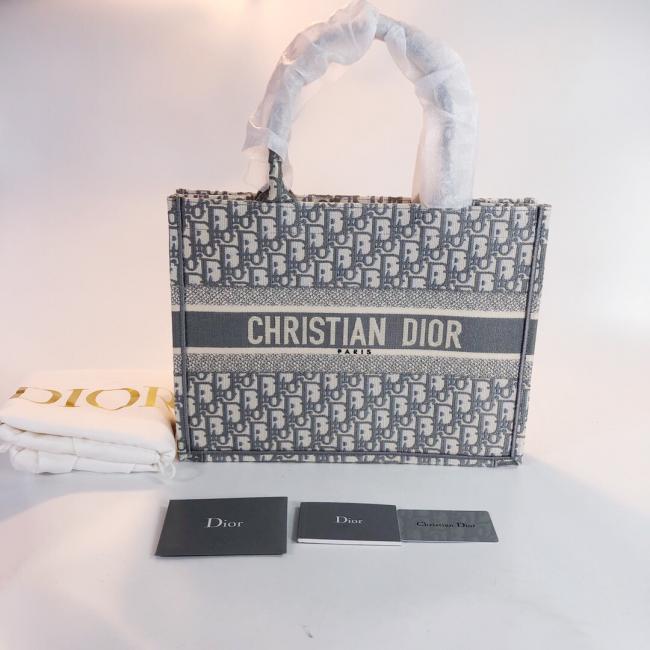 Fans中古寄卖: 新鲜到货 #迪奥 Dior Dior灰色tote