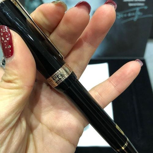 香港万宝龙钢笔为什么便宜，万宝龙这么贵值不值？