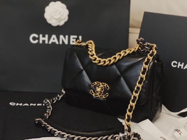 Chanel 19 小号 香奈儿包