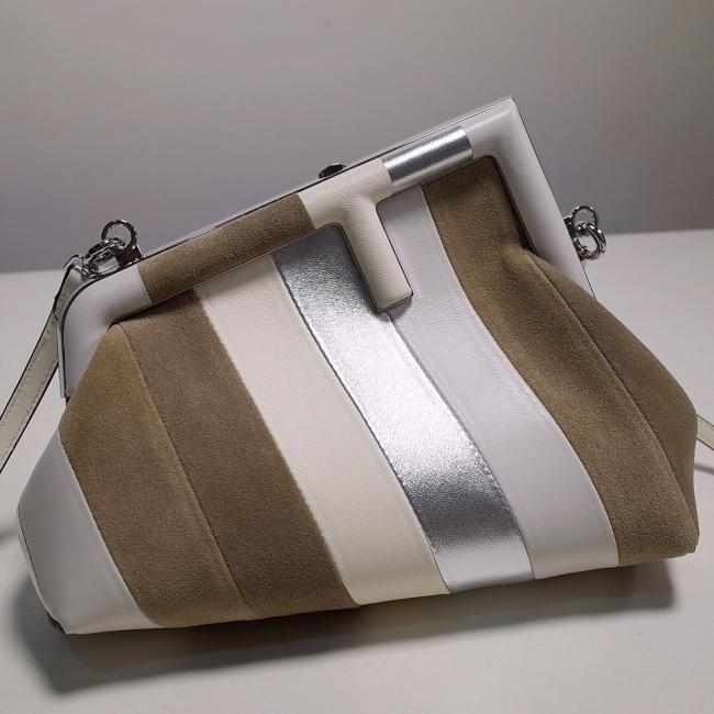 芬迪新品First小号手袋6350，镶嵌皮革，银色斜条纹