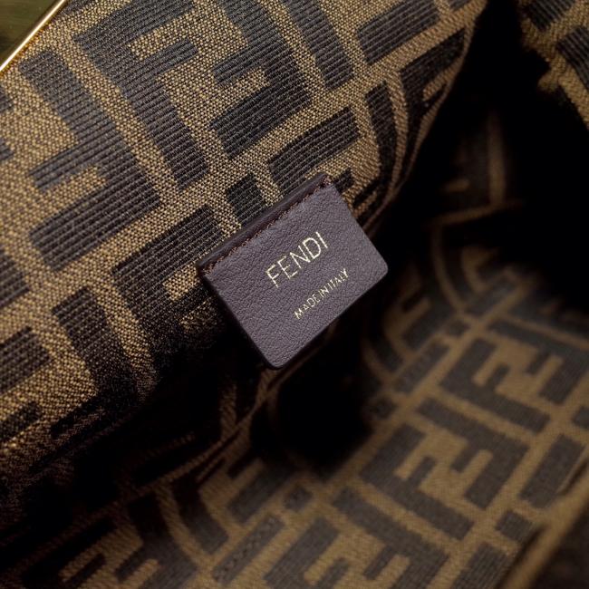 芬迪新品First手袋8137，日常背携，带FF提花图案