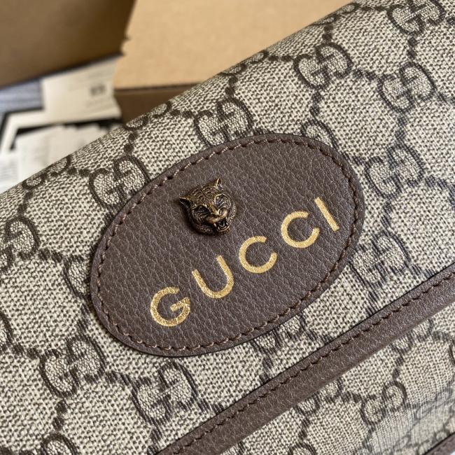 Gucci Ophidia系列虎头斜挎包，休闲轻巧的时尚选择