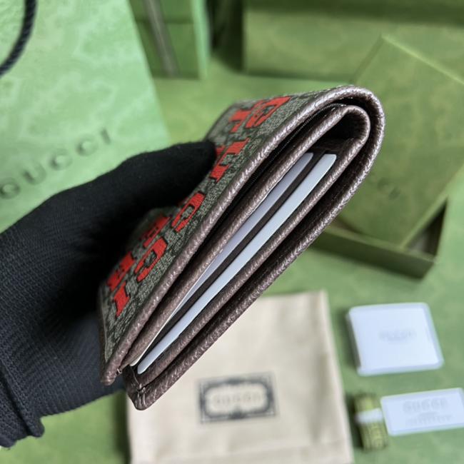 GG GG Supreme 6716款式棕色钱包，简洁纤长的经典设计