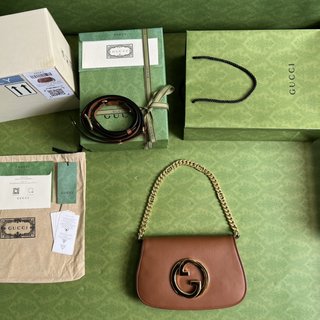 Gucci Blondie 6992 绿盒包装 腋下包背法细节图